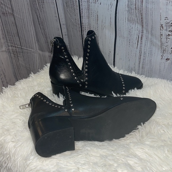 Steve Madden Black Studded Ankle Cut Out Boots/Booties- Size 6 - Picture 5 of 5